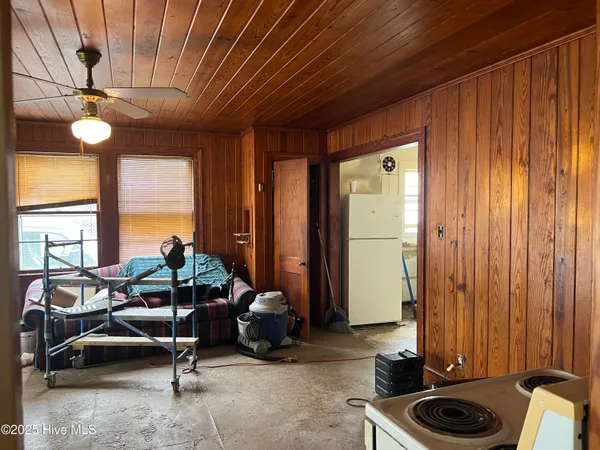 $108,888 | 1602 North Herritage Street, Kinston, NC 28501