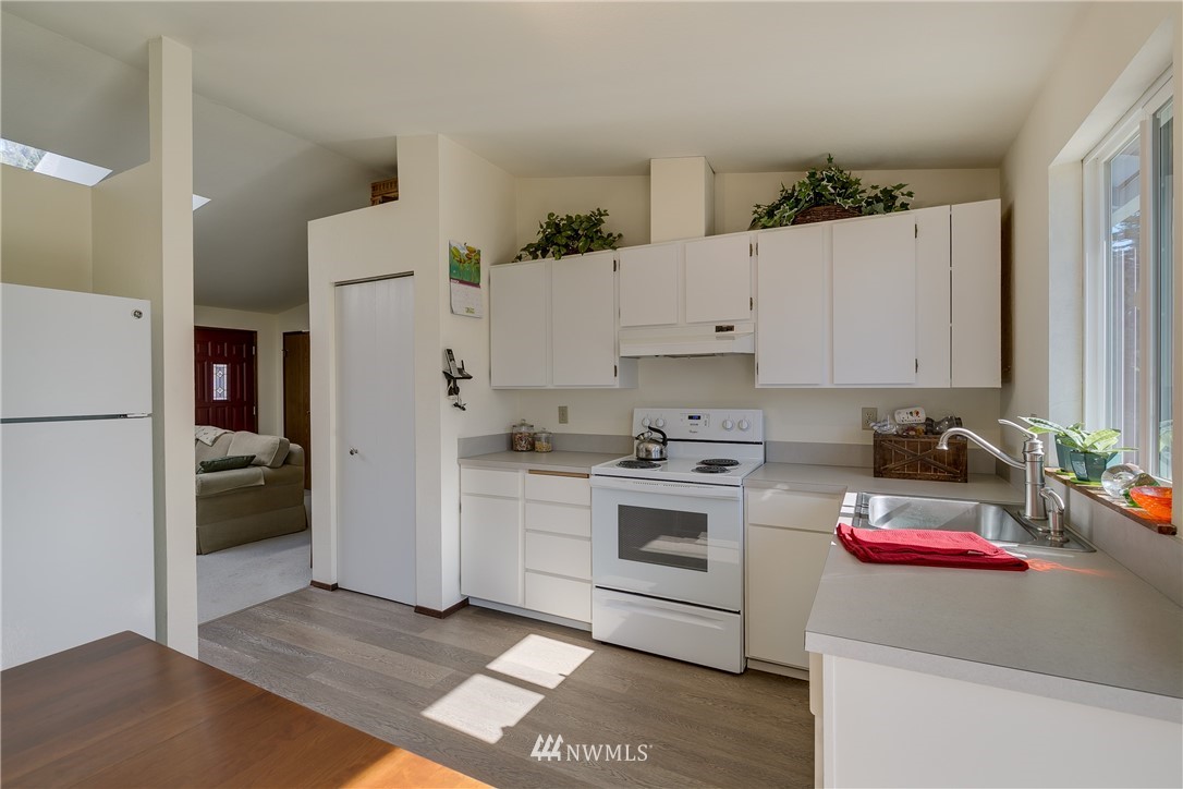 2232 184th Place Southeast Bothell, WA 98012 - Photo 8 of 25