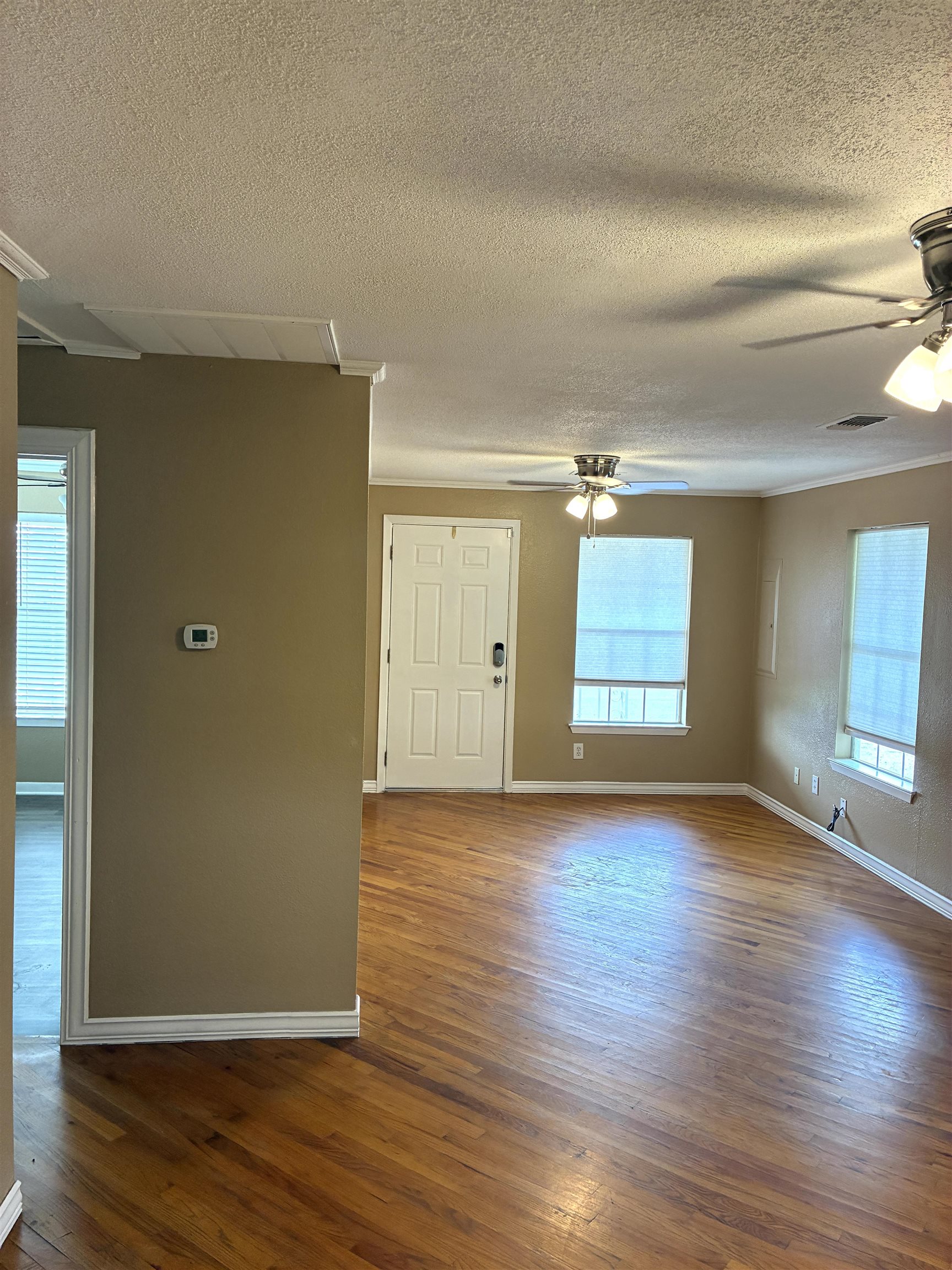 301 North Rhomberg Street Burnet, TX 78611 - Photo 12 of 27