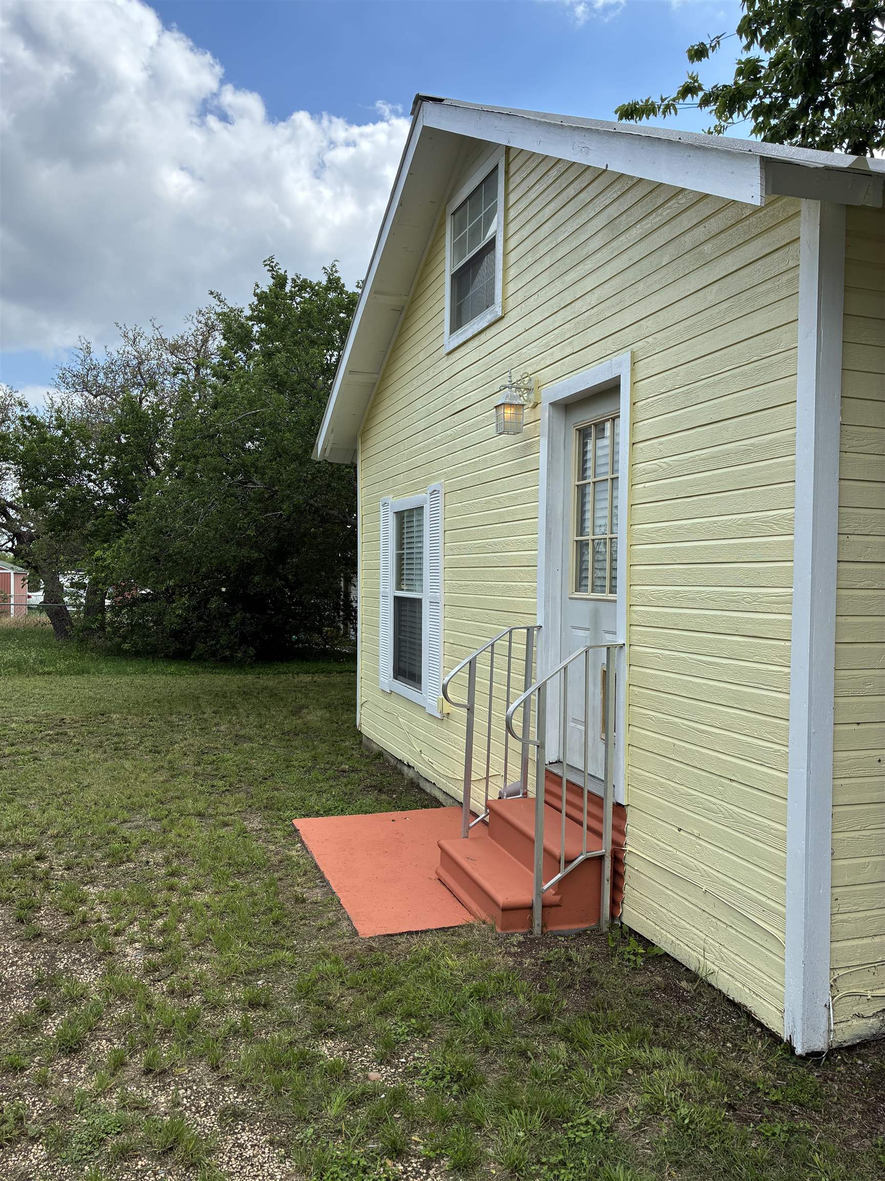 301 North Rhomberg Street Burnet, TX 78611 - Photo 18 of 27