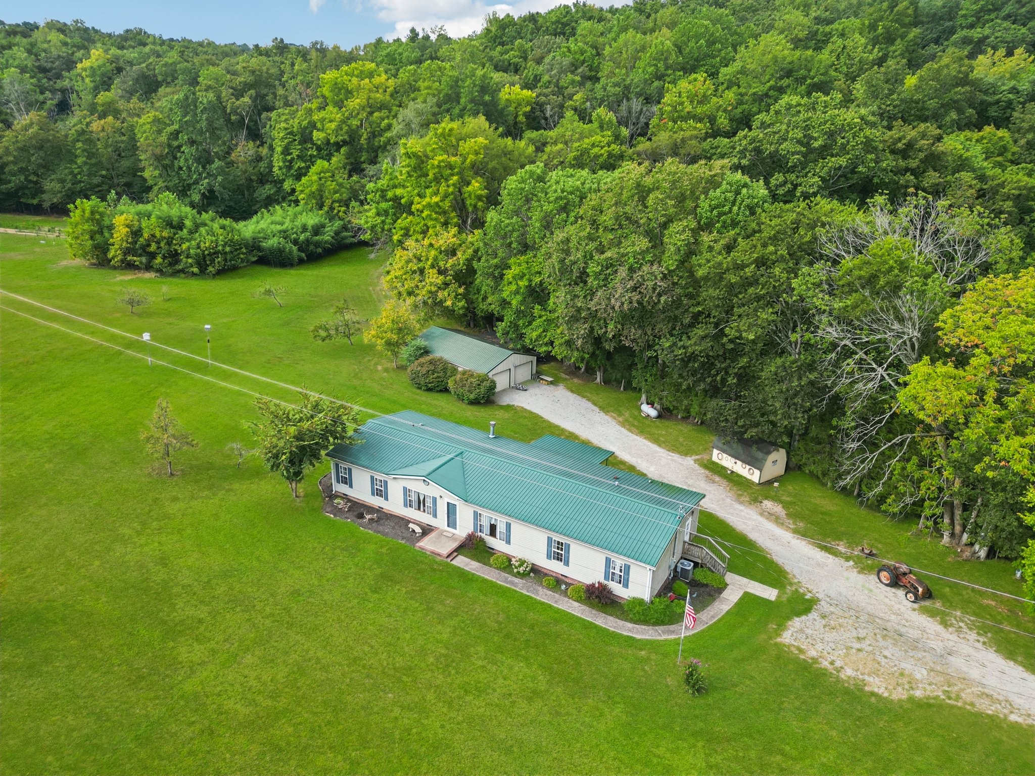 1765 Williamson Branch Road Vanleer, TN 37181 - Photo 39 of 59