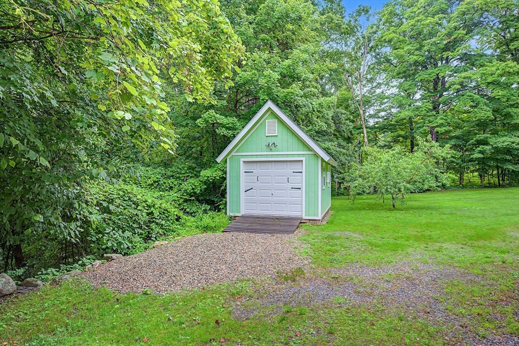 119 Dennison Cross Road Southbridge, MA 01550 - Photo 21 of 25