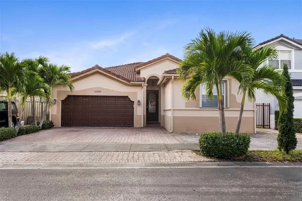 $739,999 | 16368 Southwest 43rd Terrace, Miami, FL 33185