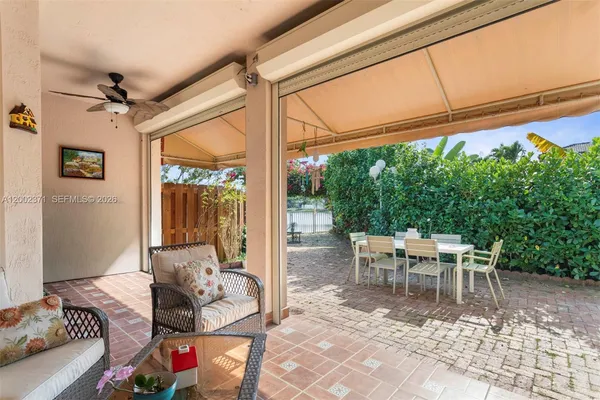 $739,999 | 16368 Southwest 43rd Terrace, Miami, FL 33185