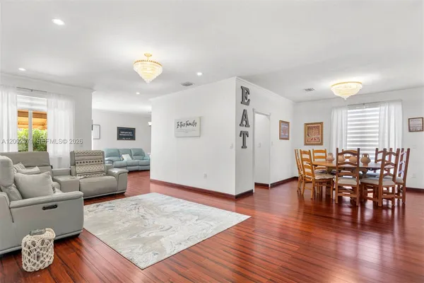 $739,999 | 16368 Southwest 43rd Terrace, Miami, FL 33185