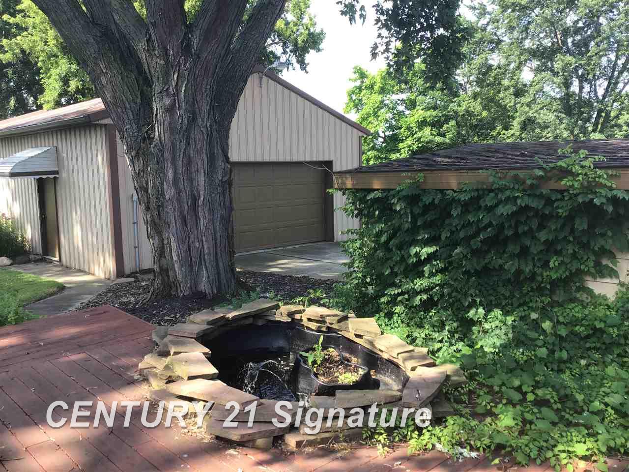 5443 Coldwater Road Flint, MI 48504 - Photo 2 of 20