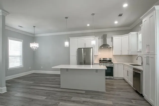 $2,500 | 3501 Gallo Drive, Chalmette, LA 70043