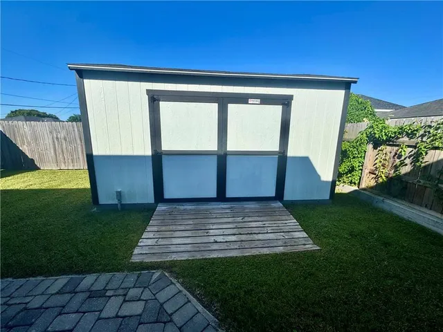 $2,500 | 3501 Gallo Drive, Chalmette, LA 70043