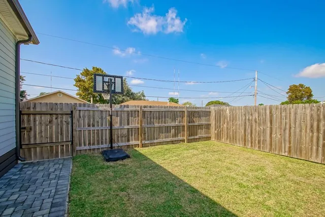 $2,500 | 3501 Gallo Drive, Chalmette, LA 70043