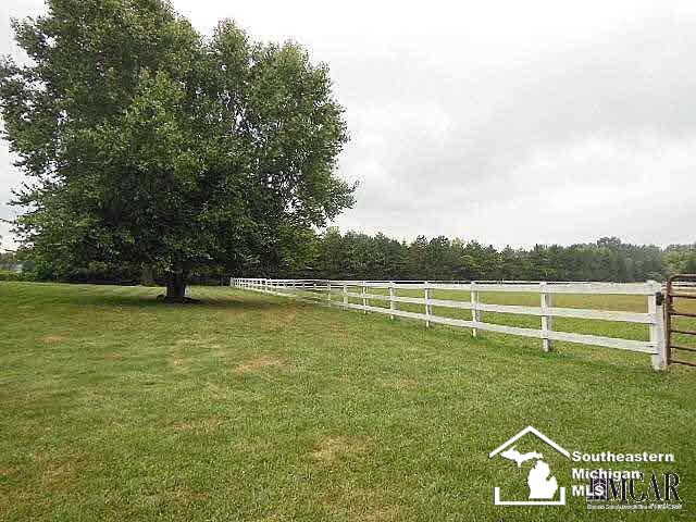 55 West Erie Road Temperance, MI 48182 - Photo 12 of 45