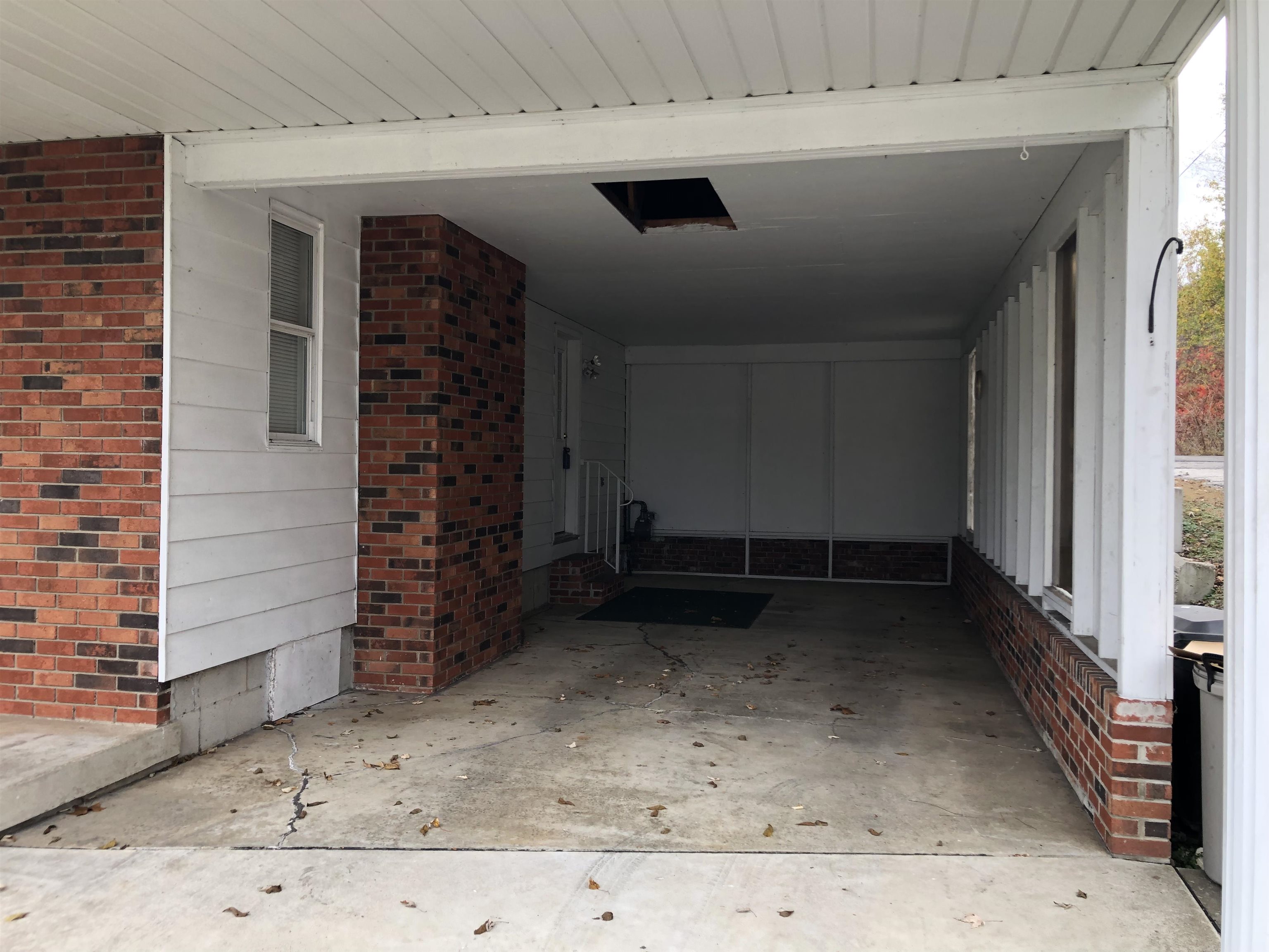 802 East Main Street Greenup, KY 41144 - Photo 3 of 14