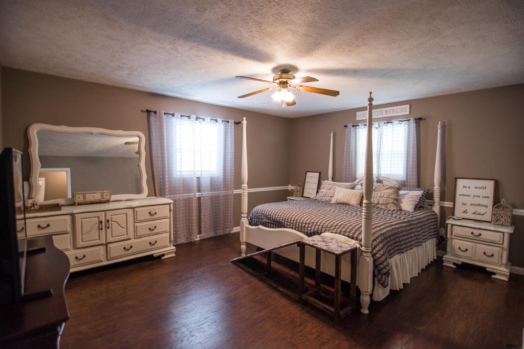 2195 Darrell Rye Road Erin, TN 37061 - Photo 16 of 26 Master Suite with walk In closet and Private Bath