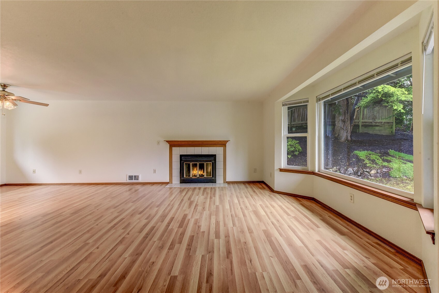 2417 243rd Place Southwest Bothell, WA 98021 - Photo 4 of 36