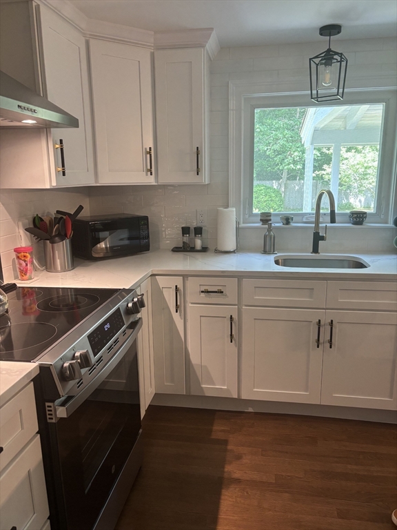 35 Stoney Cliff Road Barnstable, MA 02632 - Photo 4 of 6
