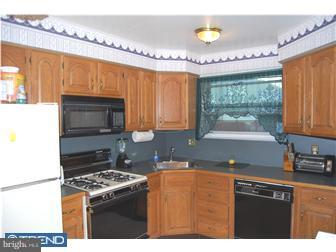 2837 Sebring Road Philadelphia, PA 19152 - Photo 3 of 6 Gallery Image 3