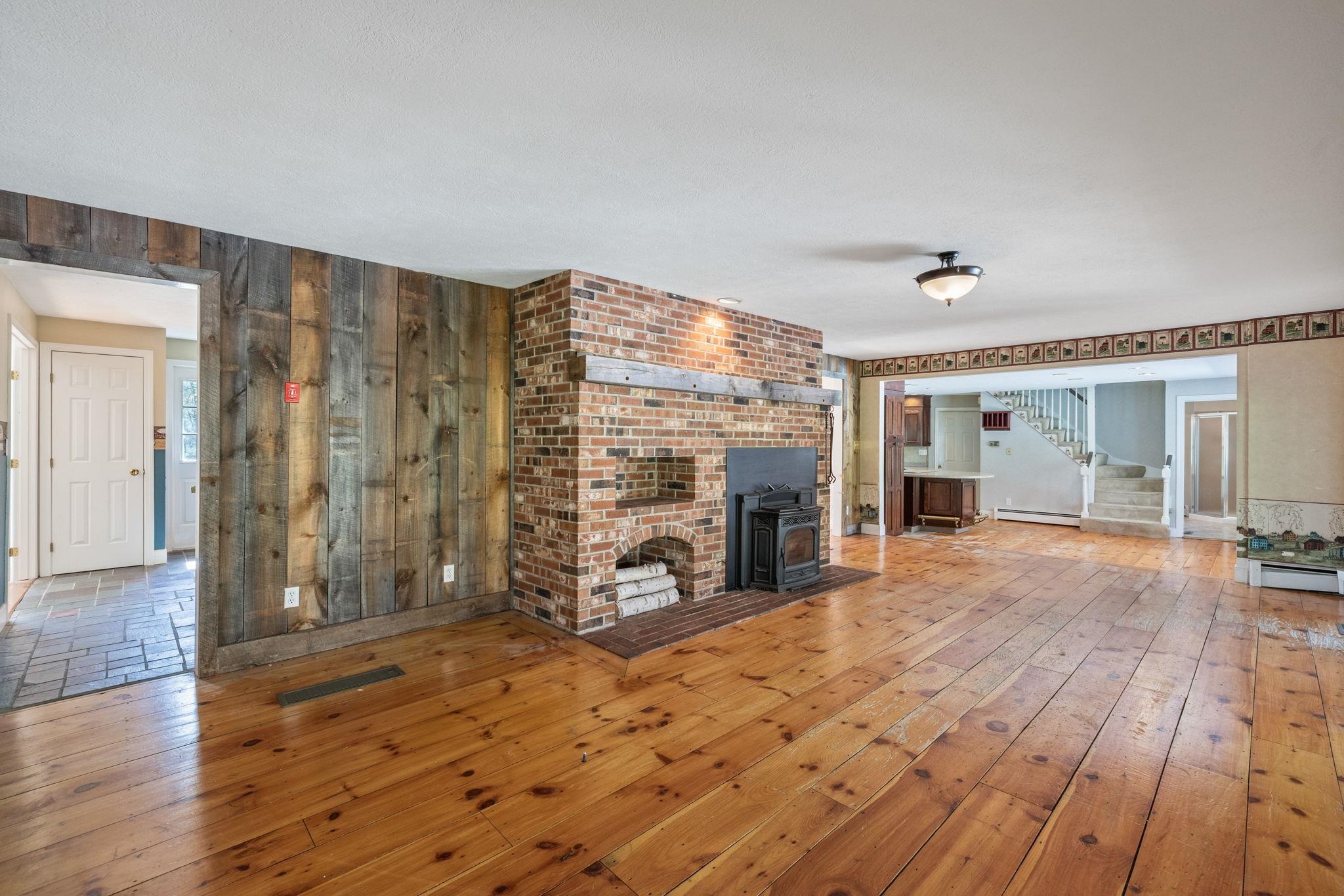 7 Rose Lane Atkinson, NH 03811 - Photo 12 of 60 Gallery Image 12