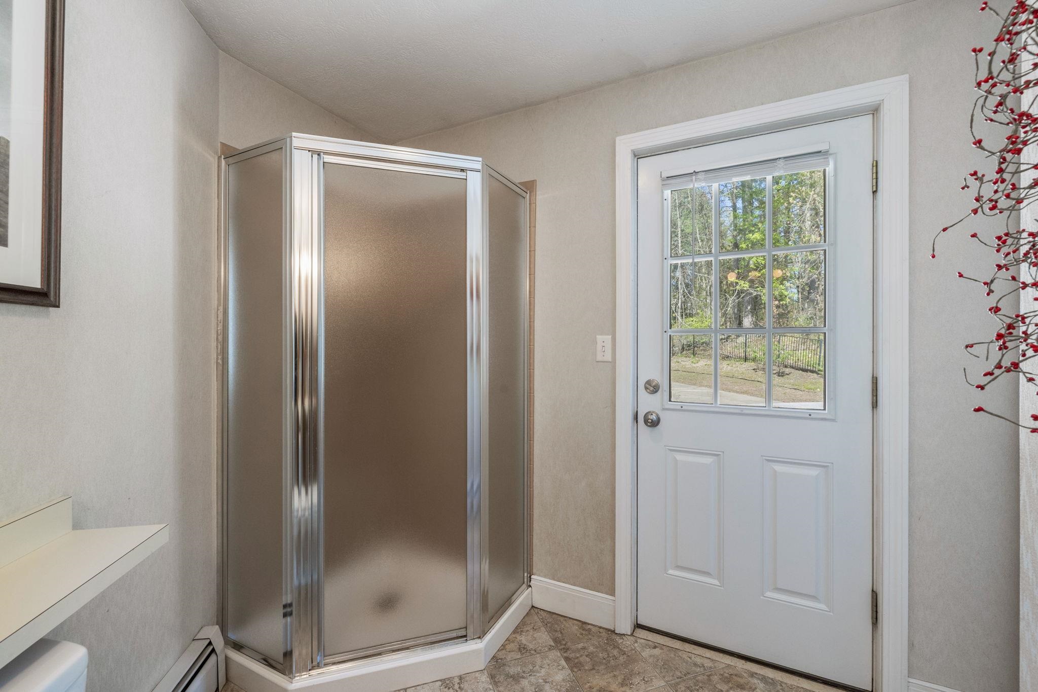7 Rose Lane Atkinson, NH 03811 - Photo 25 of 60 Gallery Image 25