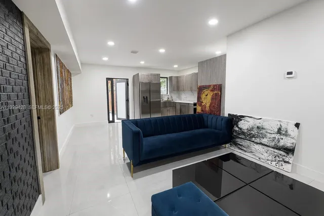 $1,950 | 926 Northwest 59th Street, Unit 1, Miami, FL 33127