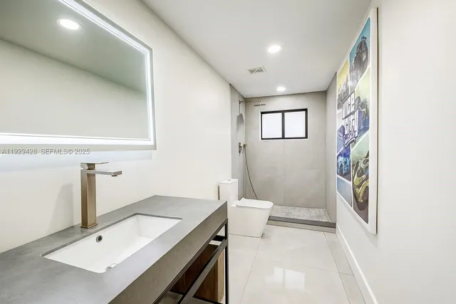 $1,950 | 926 Northwest 59th Street, Unit 1, Miami, FL 33127