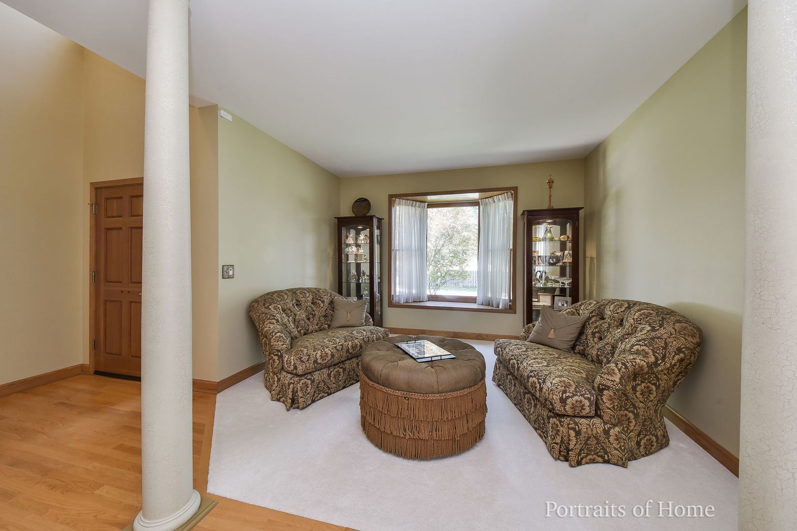 1364 Avalon Court Wheaton, IL 60189 - Photo 4 of 29