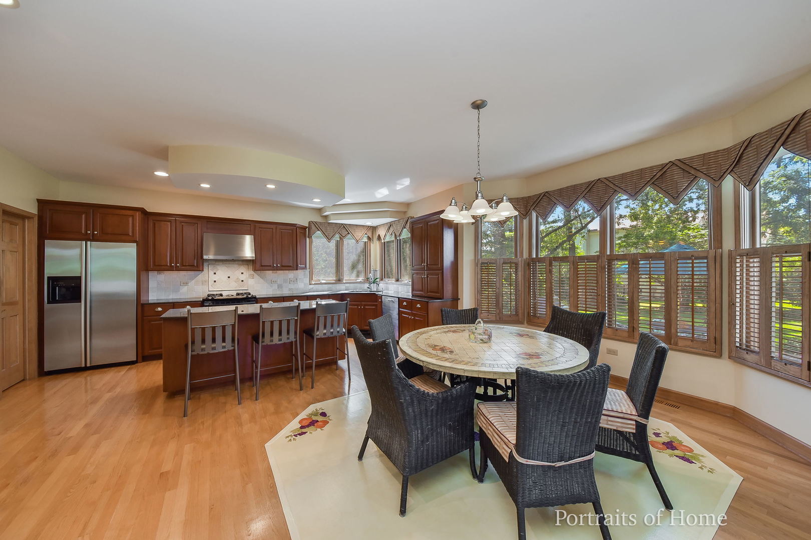 1364 Avalon Court Wheaton, IL 60189 - Photo 9 of 29