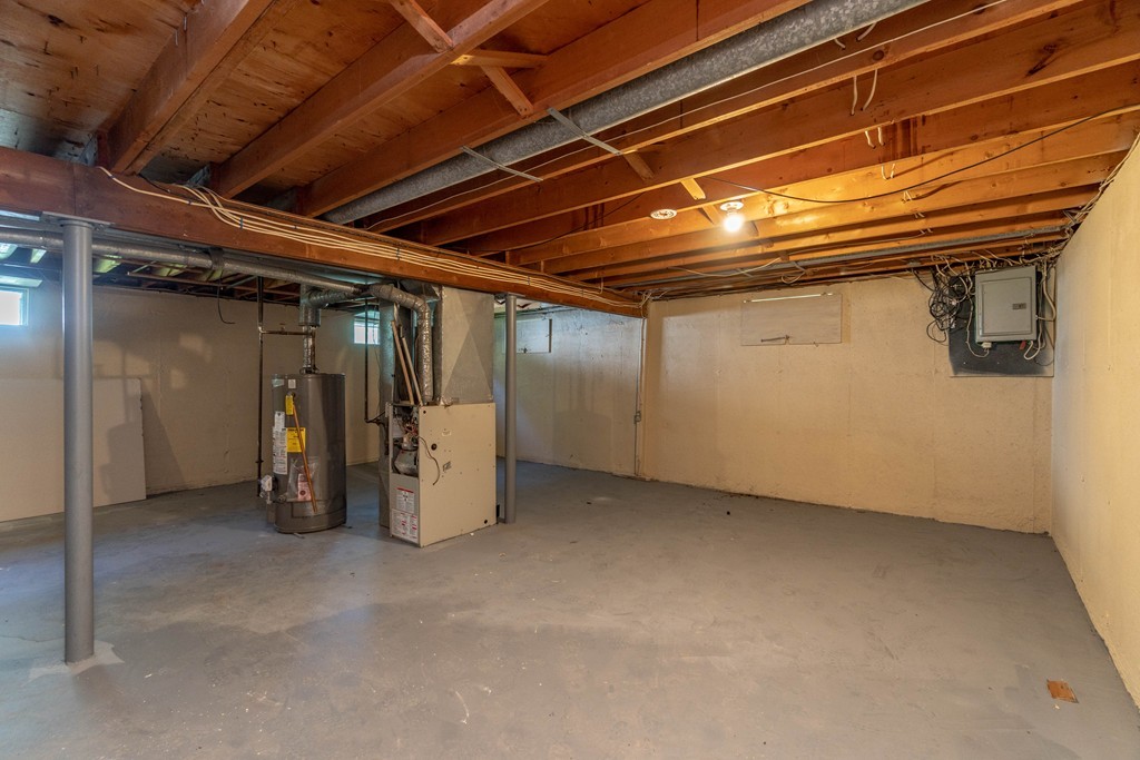 24 West Hill Road Springfield, MA 01109 - Photo 22 of 30