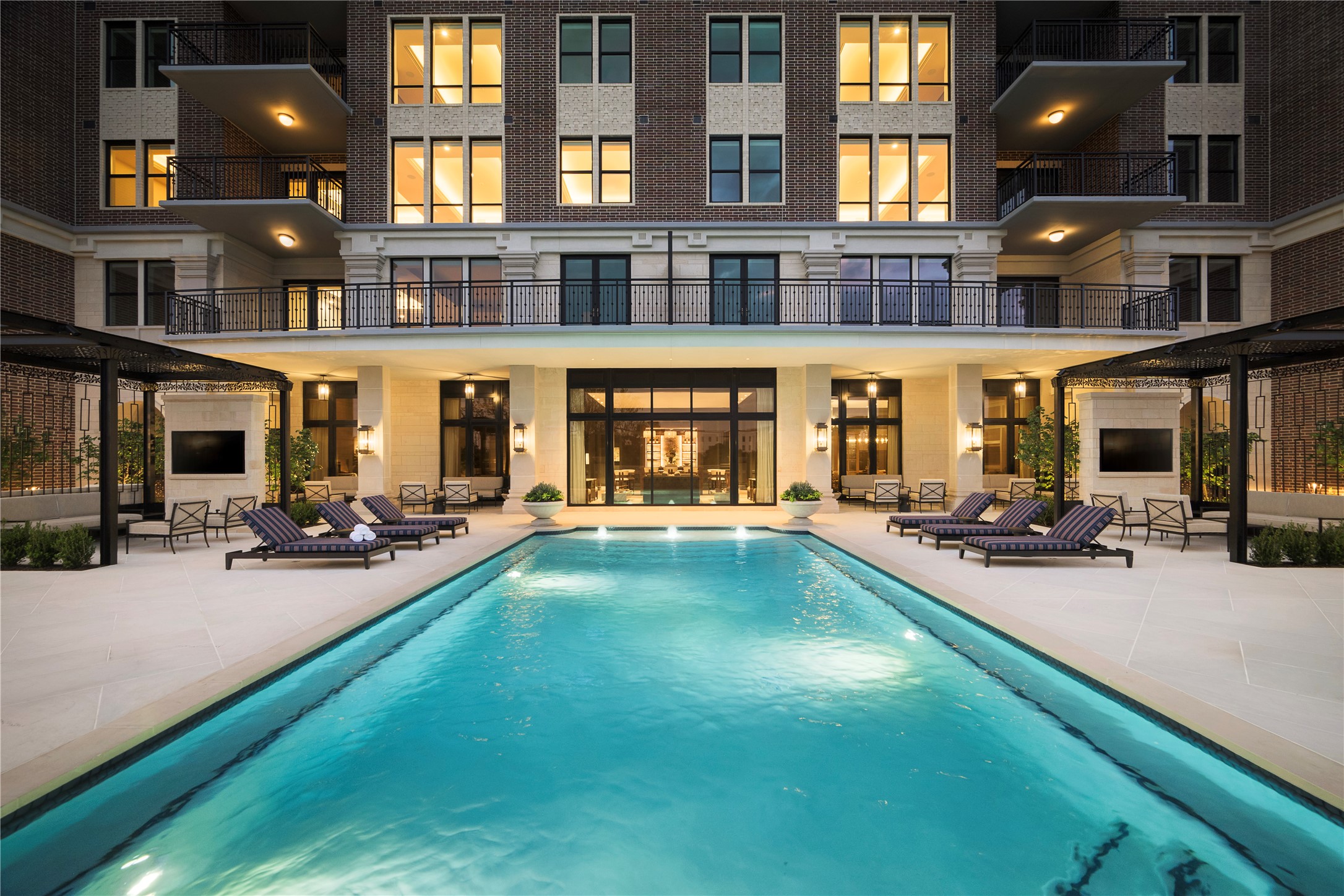 1717 Bissonnet Street, Unit 1106 Houston, TX 77005 - Photo 46 of 50 Relaxing fourth floor pool amenity deck.