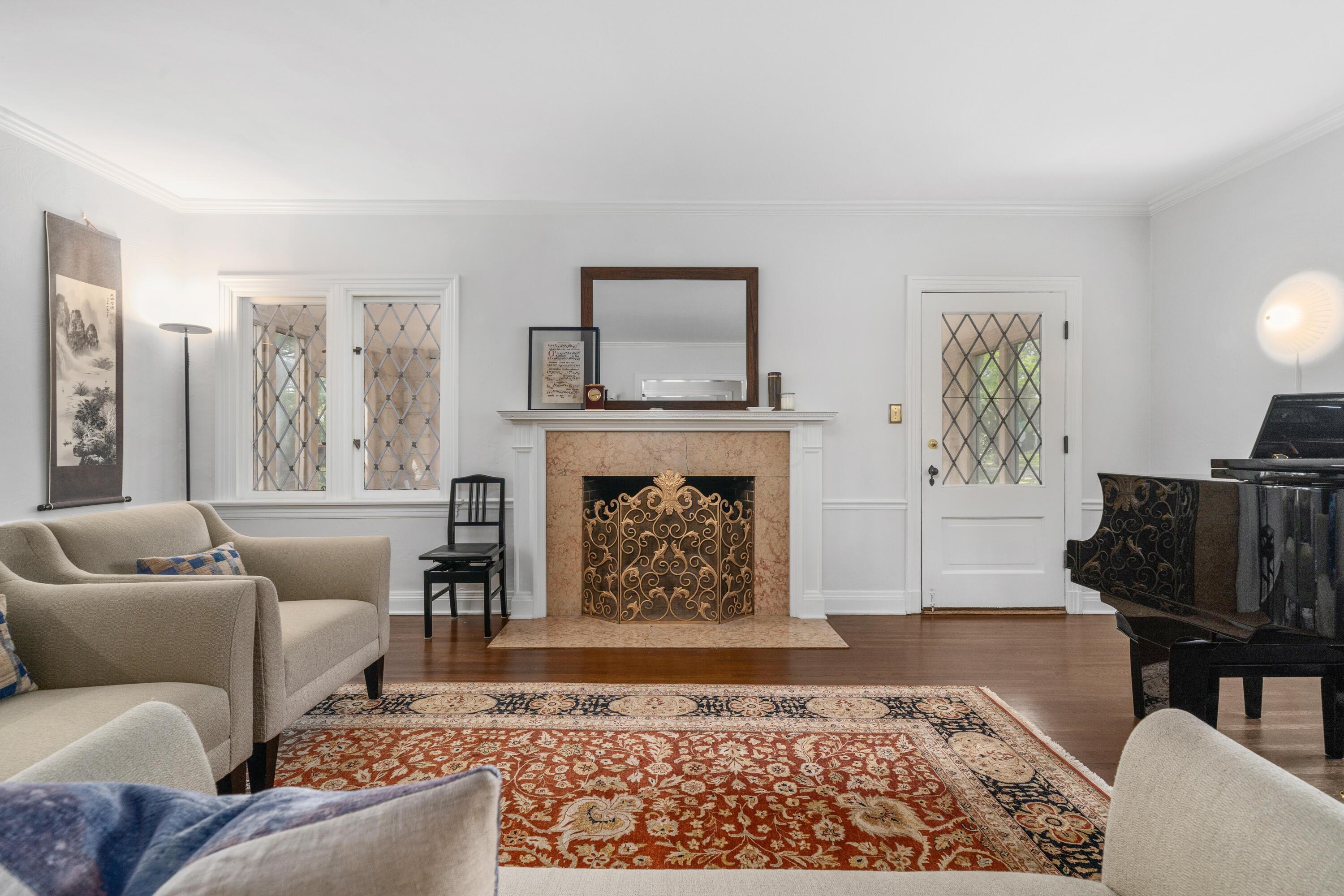 2389 Bryden Road Columbus, OH 43209 - Photo 12 of 90 DSC03135