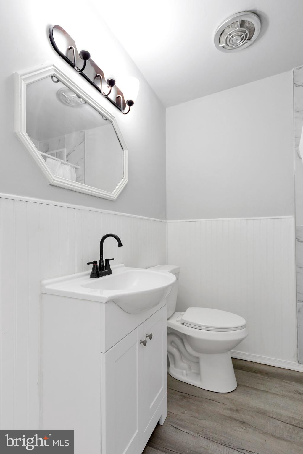 2620 Sperry Street Philadelphia, PA 19152 - Photo 10 of 19