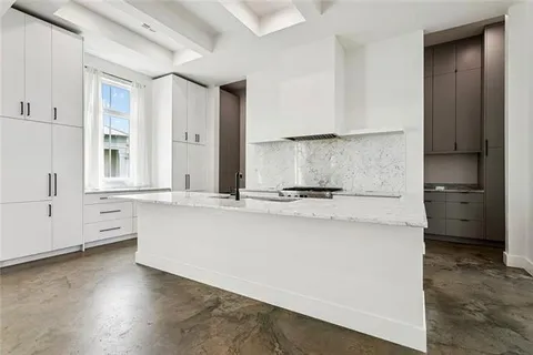 $889,000 | 420 Melrose Avenue, Covington, LA 70433
