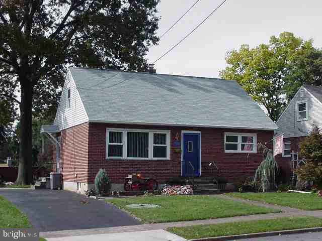 907 Briarcliff Road Middletown, PA 17057 - Photo 1 of 4 Gallery Image 1