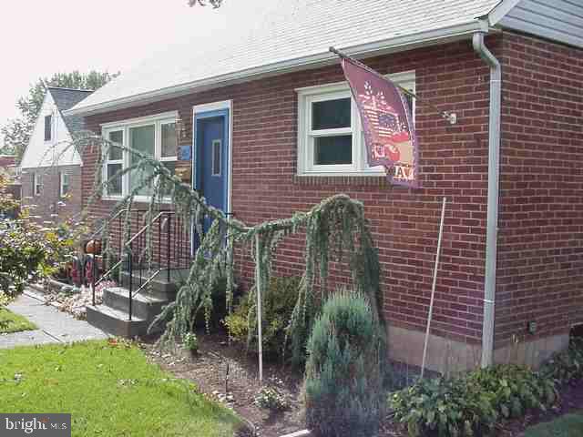 907 Briarcliff Road Middletown, PA 17057 - Photo 2 of 4 Gallery Image 2
