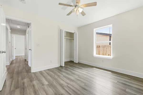 $290,000 | 400 Booth Street, Taylor, TX 76574