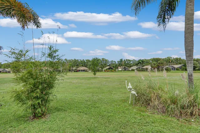 $399,000 | 6136 Southeast Georgetown Place, Hobe Sound, FL 33455