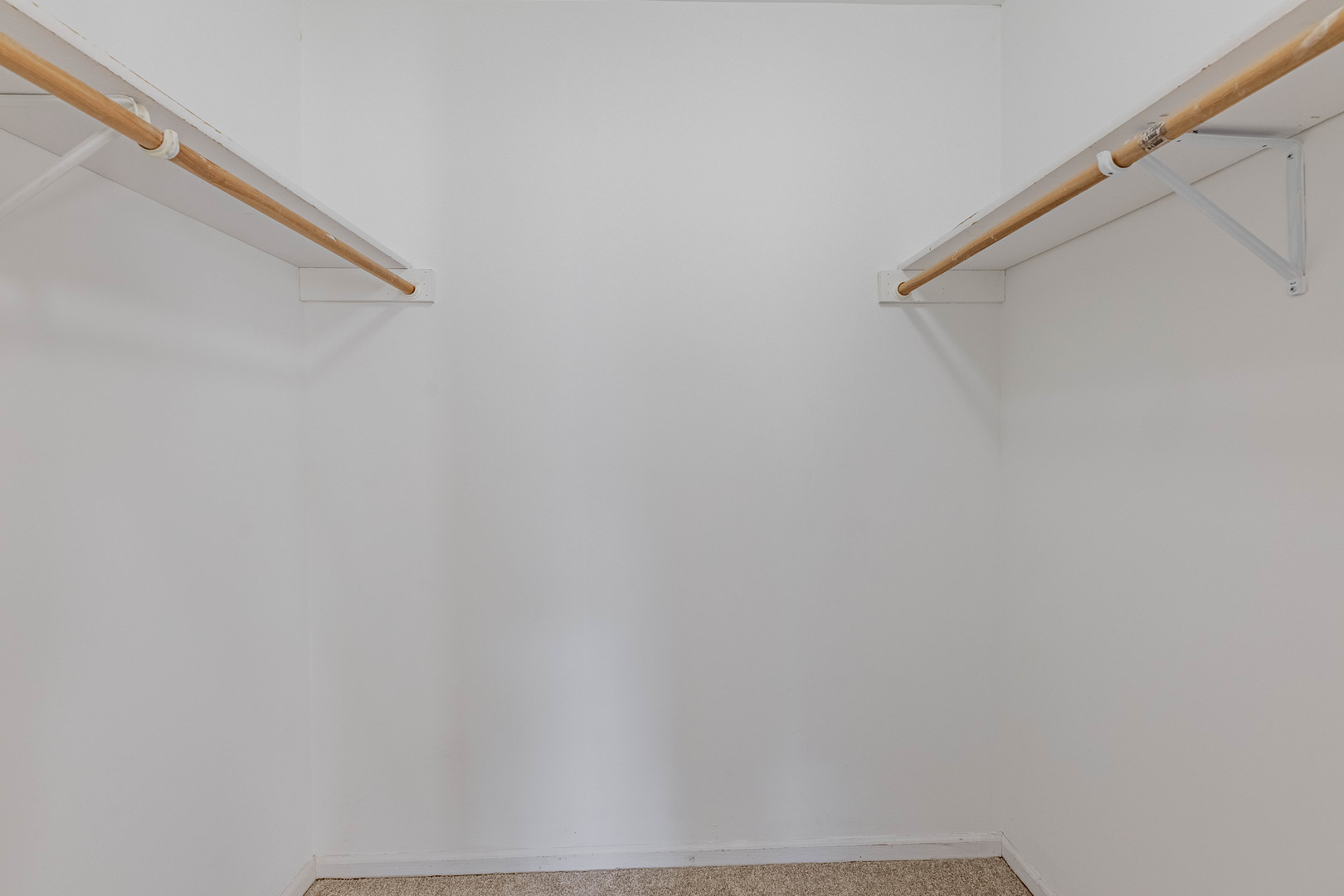 237 Acorn Drive Streamwood, IL 60107 - Photo 15 of 31 a view of entryway