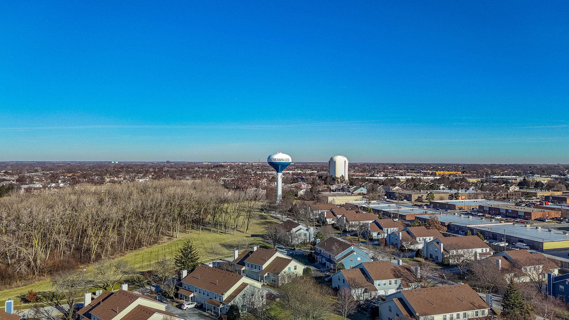 237 Acorn Drive Streamwood, IL 60107 - Photo 31 of 31 an aerial view of multiple house