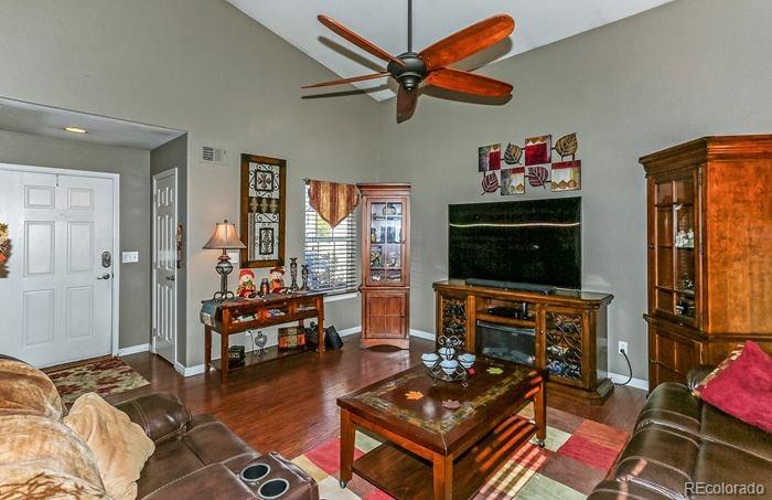 9880 Aftonwood Street Highlands Ranch, CO 80126 - Photo 4 of 14