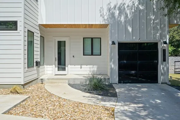 $4,995 | 5212 Huisache Street, Unit 2, Austin, TX 78751