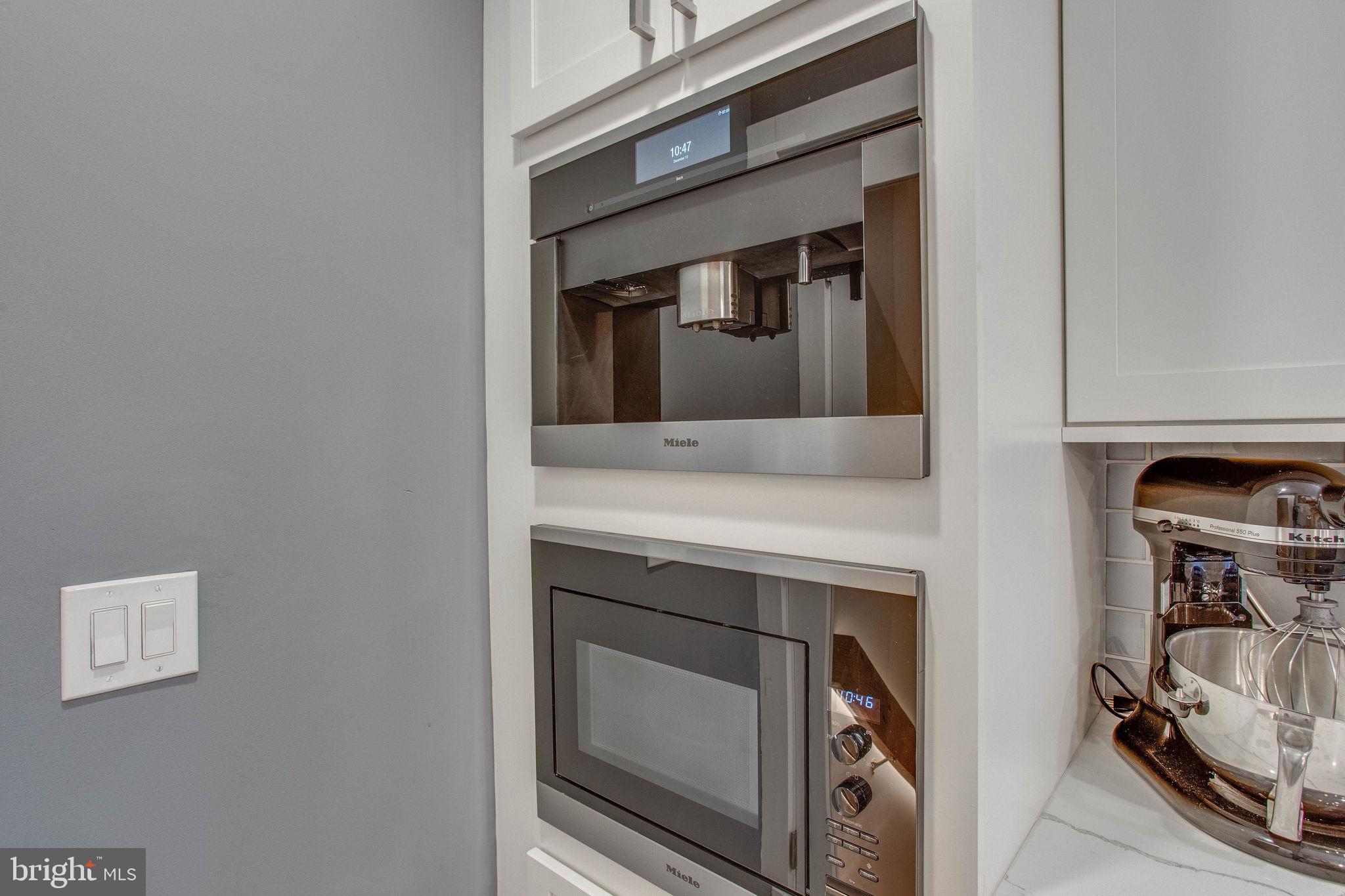 2906 Hideaway Road Fairfax, VA 22031 - Photo 14 of 57 Gallery Image 14