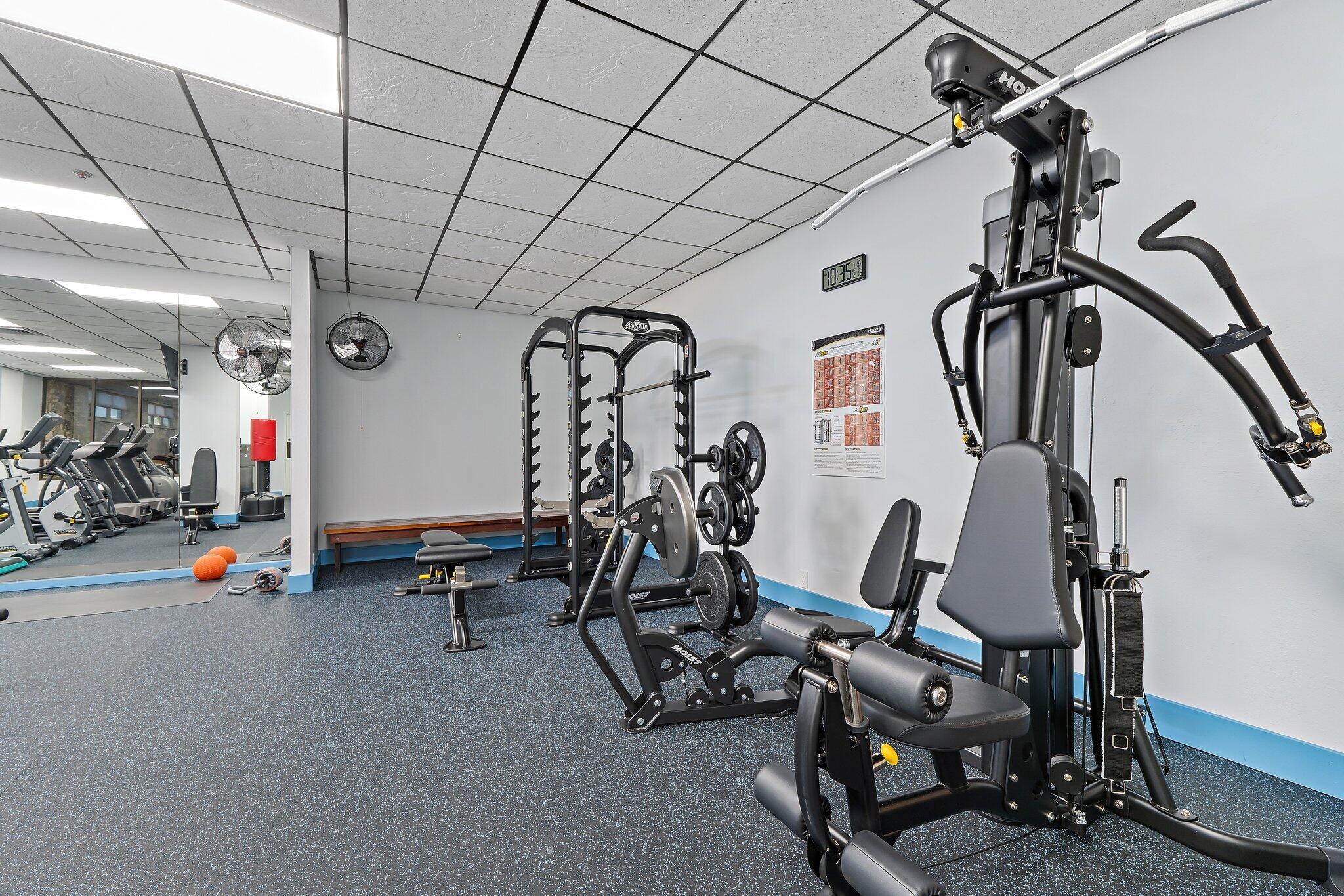 Undisclosed Address Singer Island, FL 33404 - Photo 39 of 77 a view of a room with gym equipment