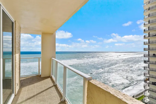 a view of a lake from a yard