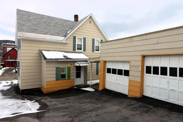 $175,000 | 612 Rockingham Street, Berlin, NH 03570