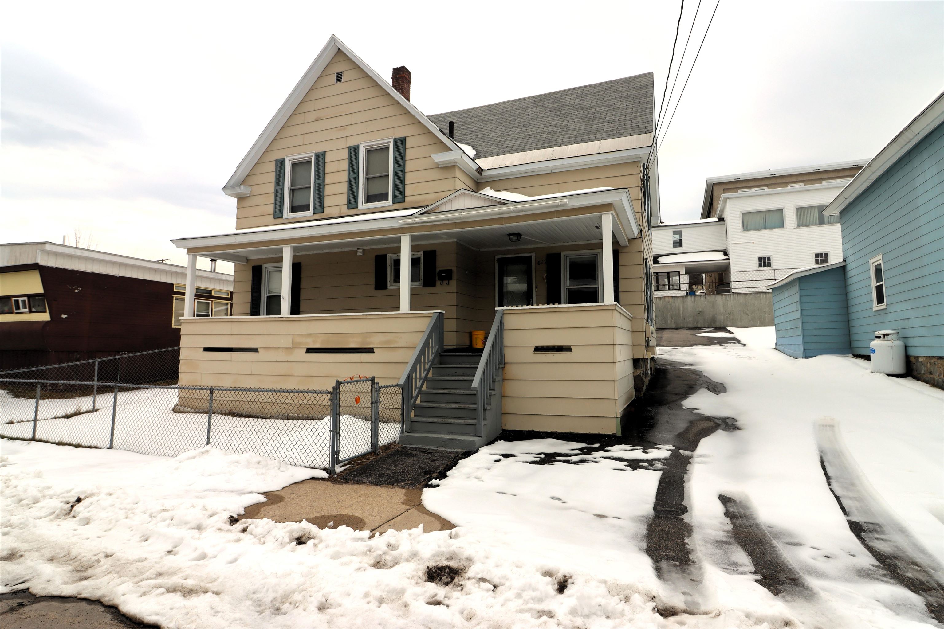 612 Rockingham Street Berlin, NH 03570 - Photo 27 of 30