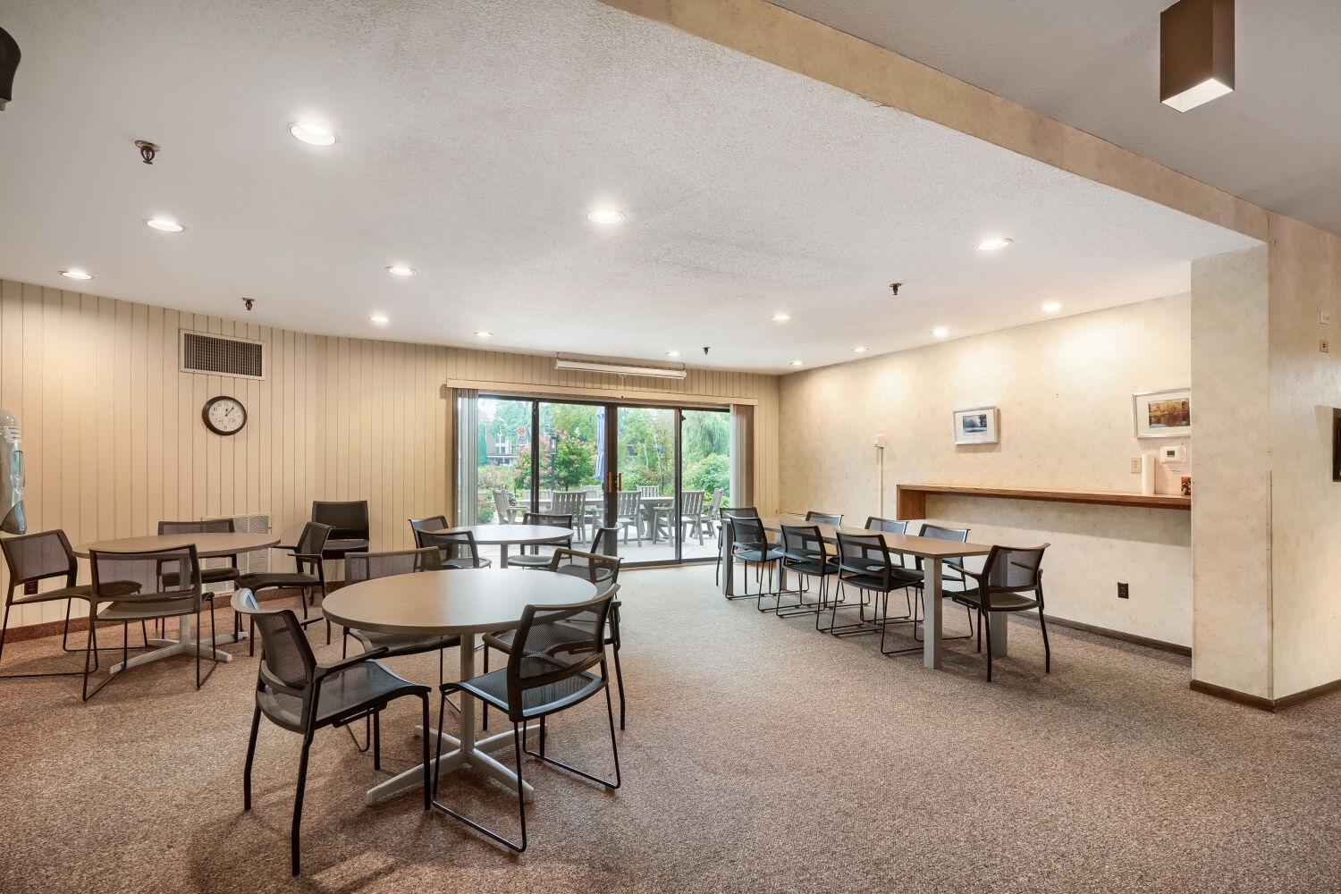 8441 Irwin Road, Unit 106 Bloomington, MN 55437 - Photo 27 of 32 Gallery Image 27