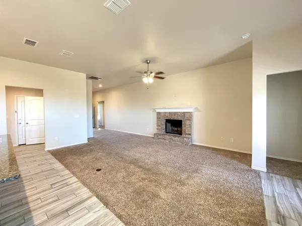 $1,850 | 2113 142nd Street, Lubbock, TX 79423