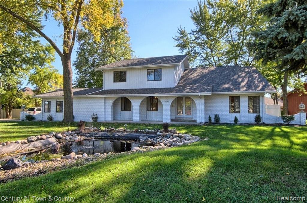 14490 Clinton River Road Sterling Heights, MI 48313 - Photo 1 of 30 Front.jpg