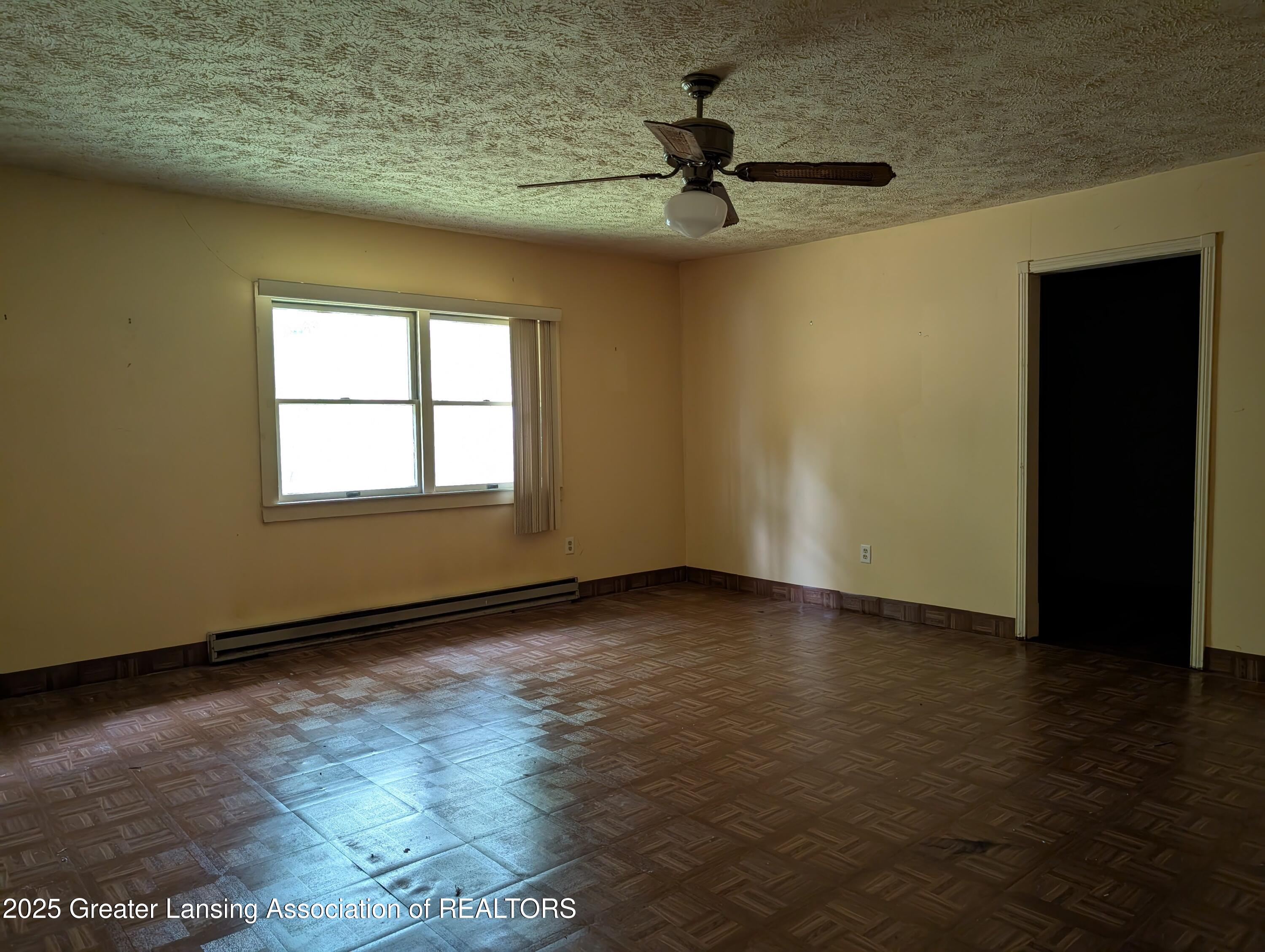 8876 East State Road Haslett, MI 48840 - Photo 7 of 17 PXL_20250924_180122565
