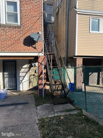 $850 | 1630 Conlyn Street, Unit 2, Philadelphia, PA 19141