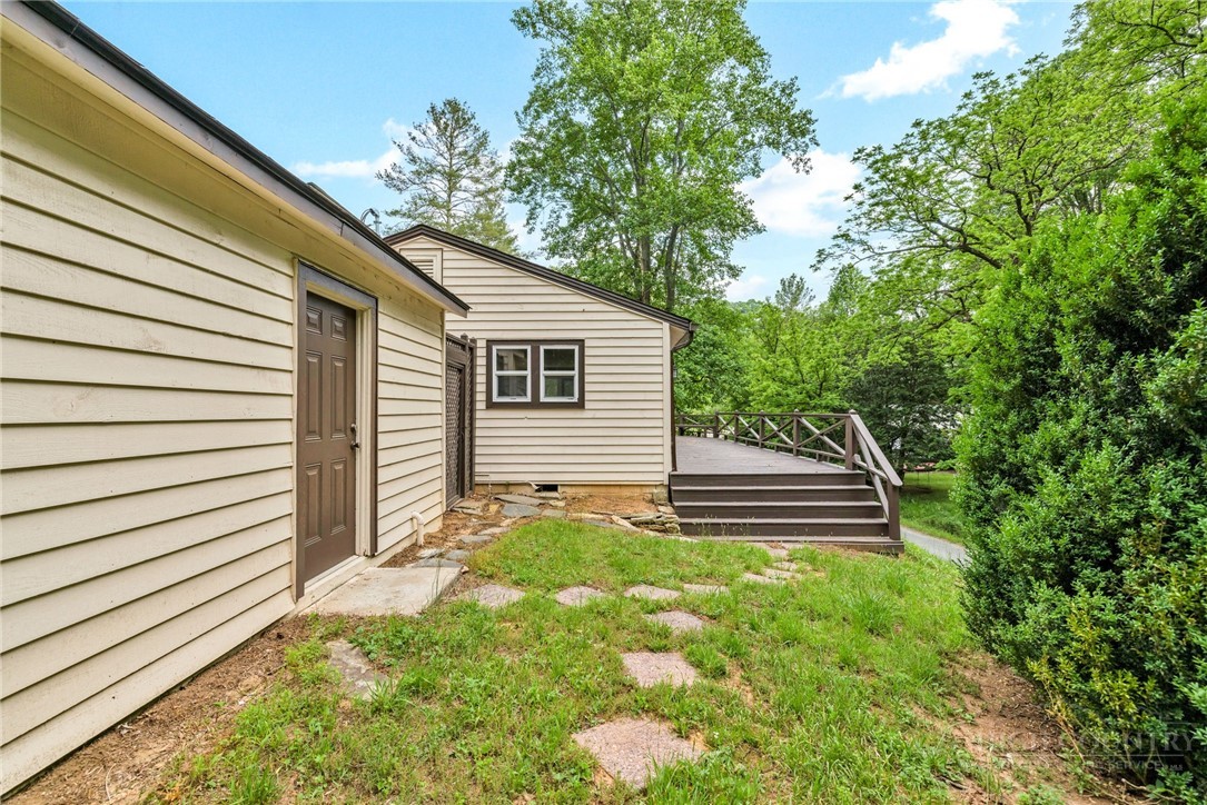 7 Legra Road Grassy Creek, NC 28631 - Photo 30 of 36