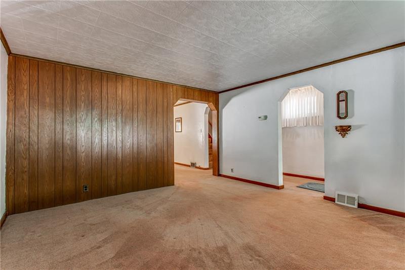 212 Copeland Street McKees Rocks, PA 15136 - Photo 6 of 18